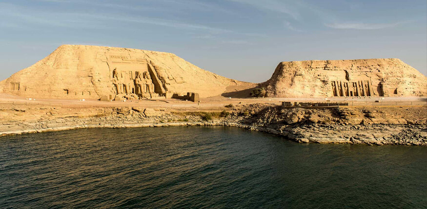 Pictures-of-Abu-Simbel-Temple-and-Nefertari-Temple-from-above.