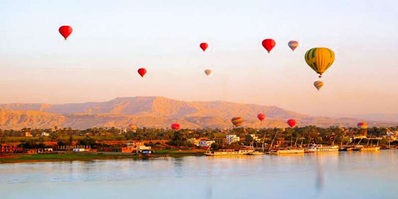 hot-air-ballon-above-luxor-nile-river-Egypt Itinerary 7 Days